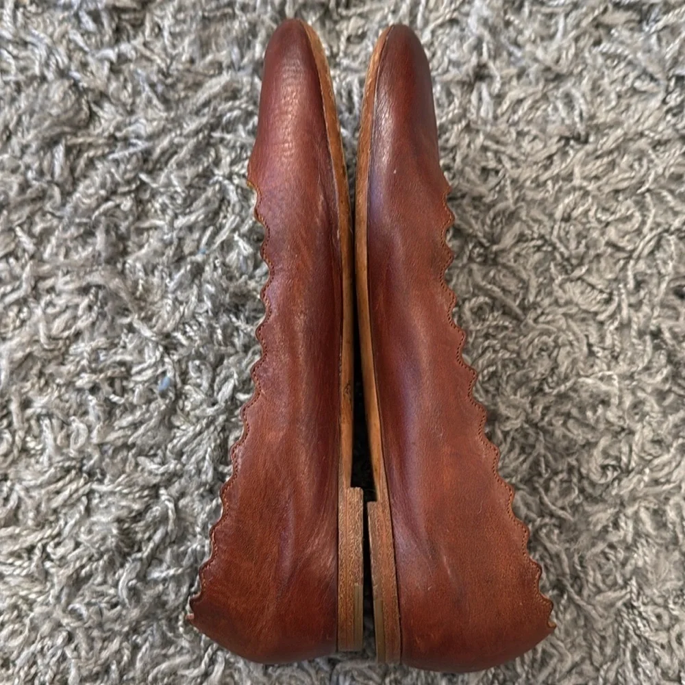 Chloe Lauren Ballet Ballerina Scalloped Flats Chestnut Cognac Brown size 37 (6)